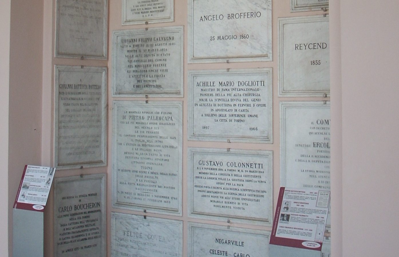 Achille%20Mario%20Dogliotti%20s%20tomb%2C%20Monumental%20Cemetery%2C%20Turin%20-%2002.JPG